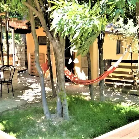 Monolocali In Casale Con Piscina - Recintati Per Animali