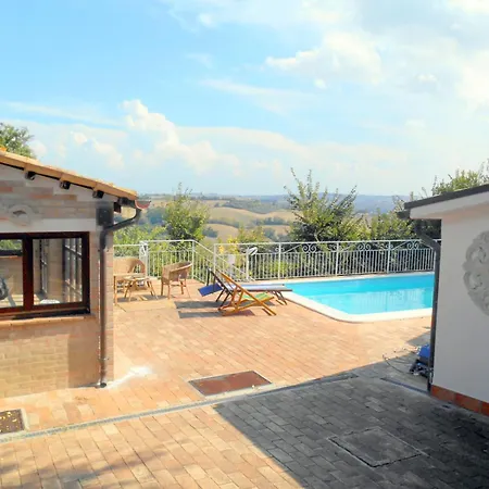 Monolocali In Casale Con Piscina - Recintati Per Animali Senigallia